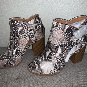 Miss Lola snake print open toe heels